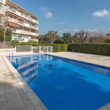 Apartment Piscine, , Calme Et Ensoleille Antibes